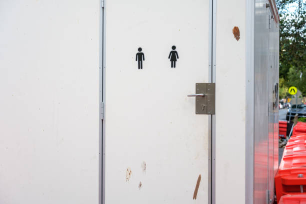 Best Portable bathroom rental  in Roaming Shores, OH